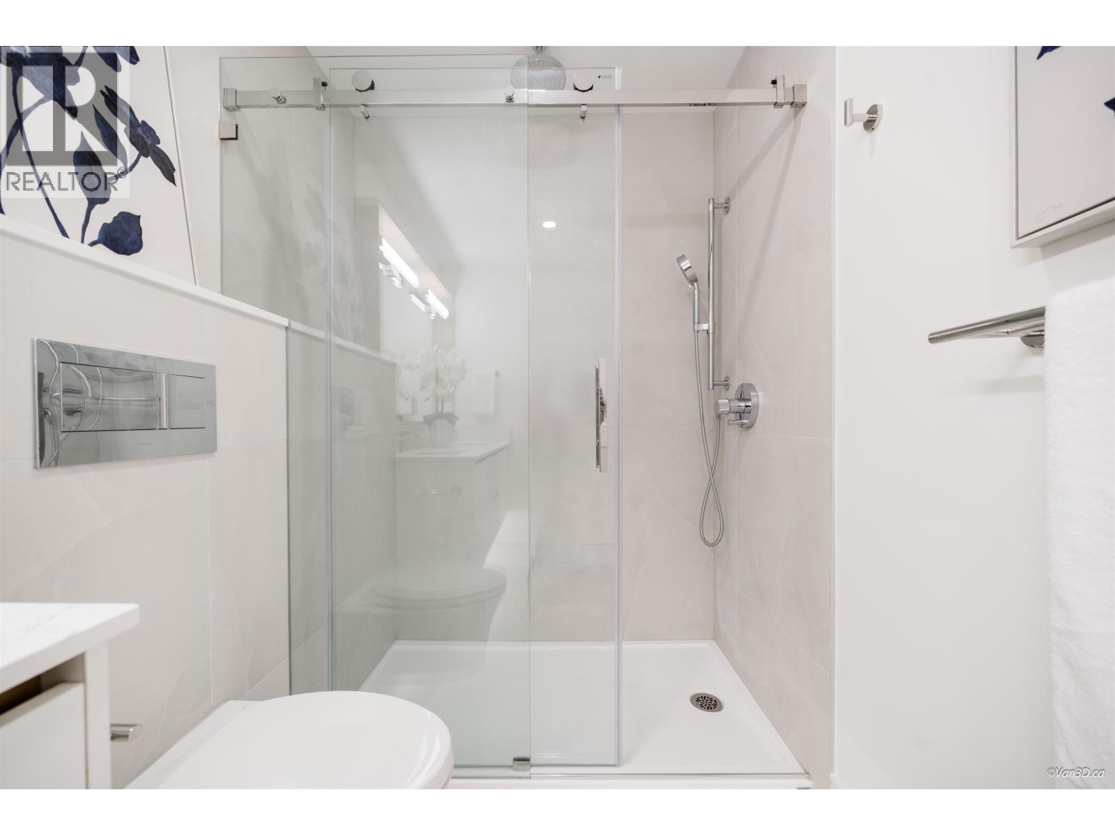 105 918 W 32ND AVENUE, Vancouver