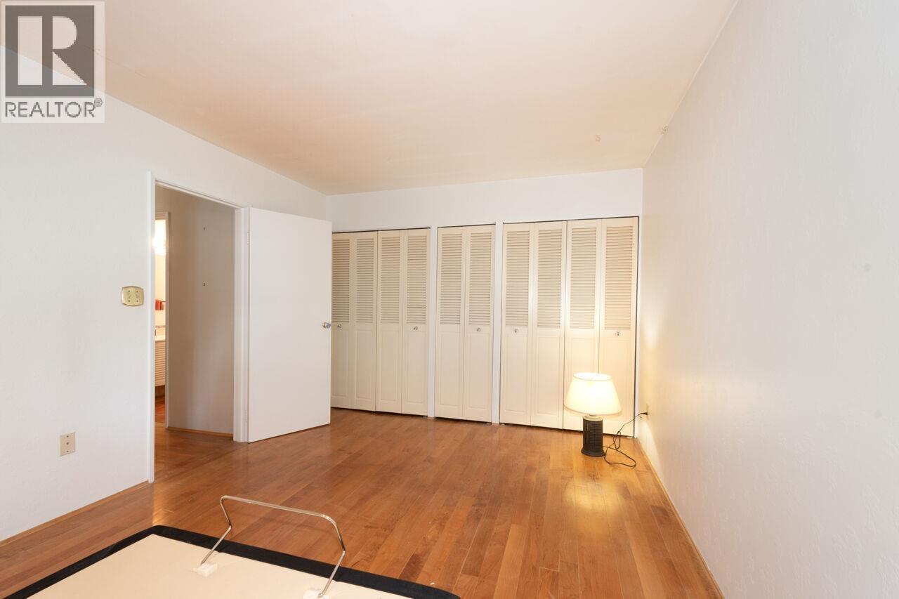 704 235 KEITH ROAD, West Vancouver