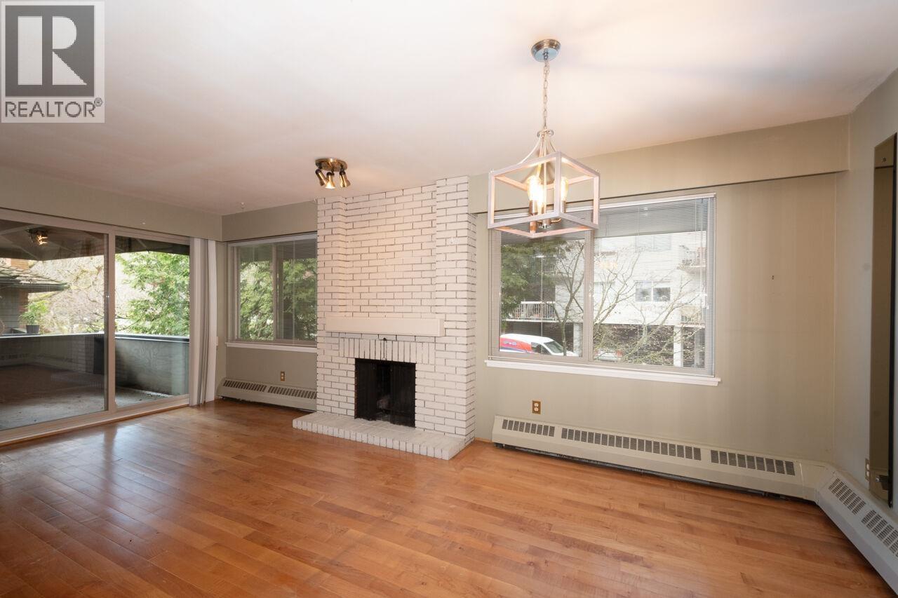 704 235 KEITH ROAD, West Vancouver