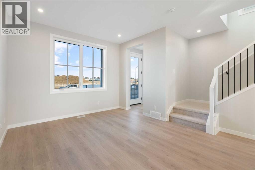 Single Family House for Sale in  Rangeview Drive SE Rangeview Calgary 