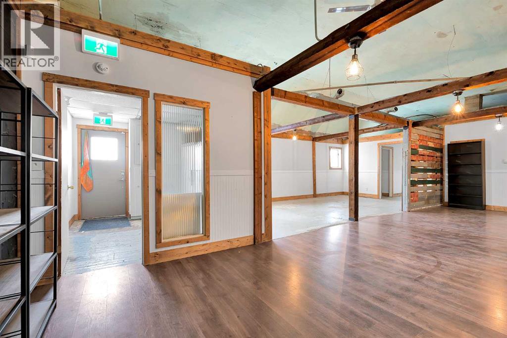 312 1 Street West, Cochrane