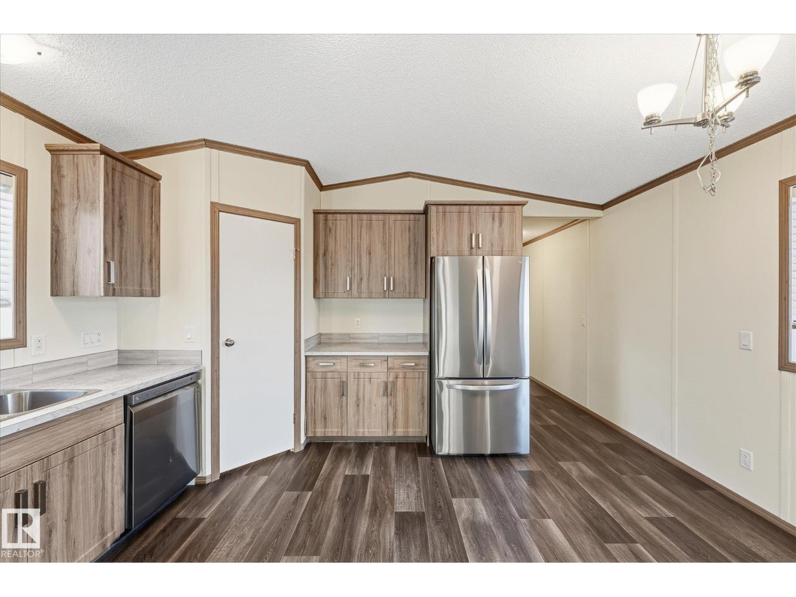 242 305 Calahoo Road, Spruce Grove