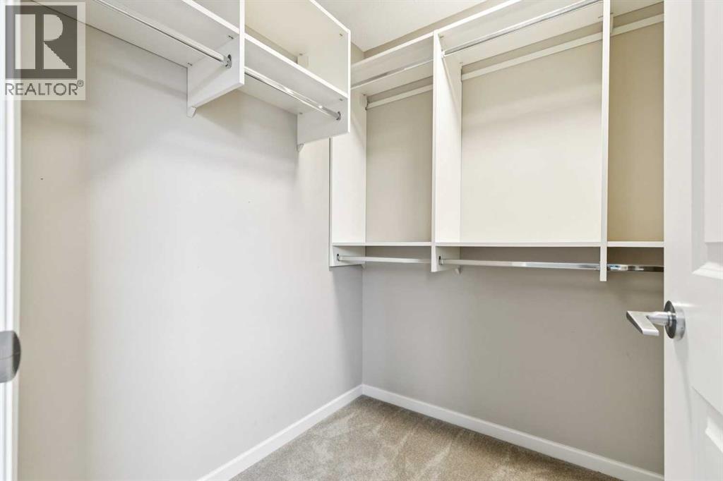 Single Family House for Sale in  Valley Ridge Manor NW Valley Ridge Calgary 