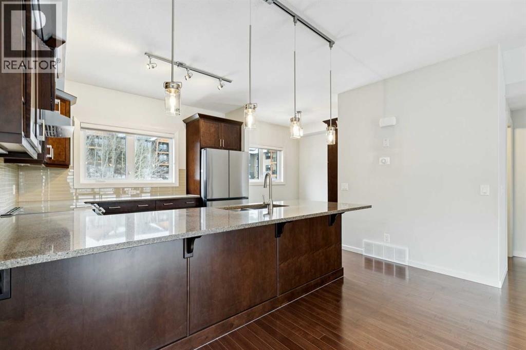 Single Family House for Sale in  Valley Ridge Manor NW Valley Ridge Calgary 