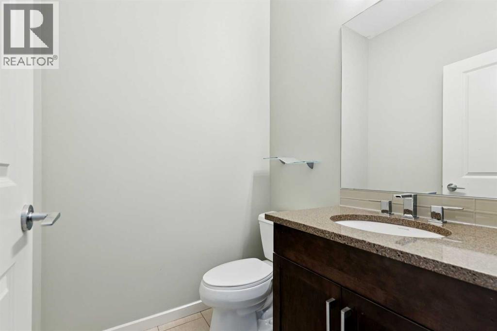 Single Family House for Sale in  Valley Ridge Manor NW Valley Ridge Calgary 