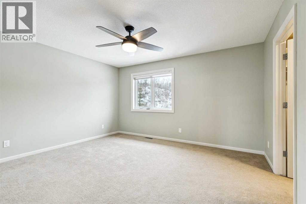 Single Family House for Sale in  Valley Ridge Manor NW Valley Ridge Calgary 