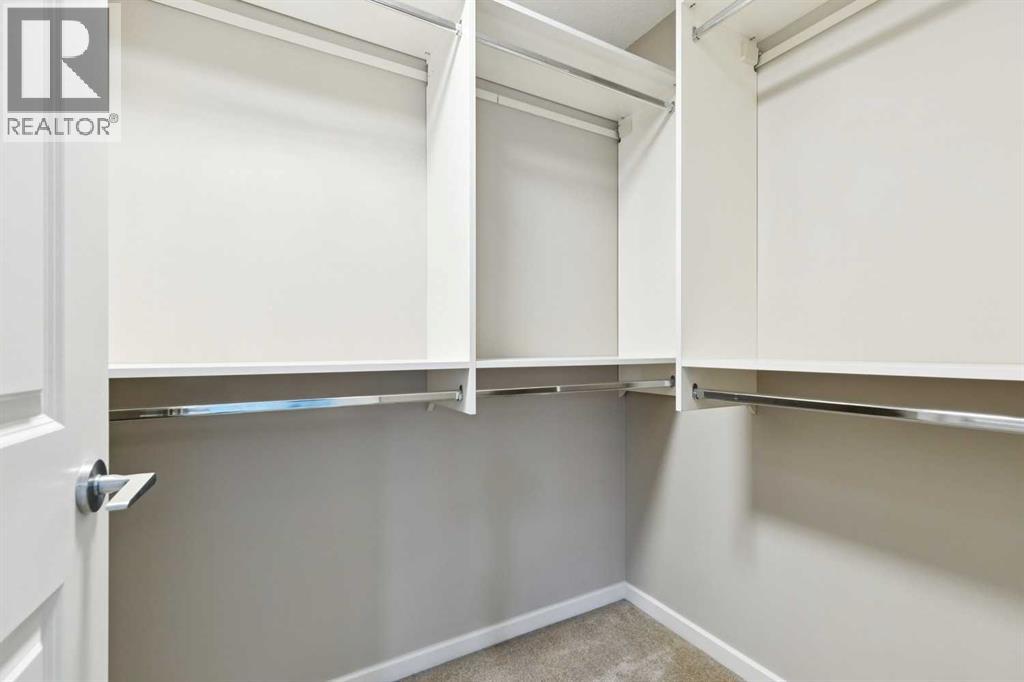 Single Family House for Sale in  Valley Ridge Manor NW Valley Ridge Calgary 