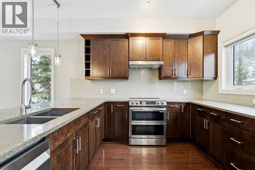 Single Family House for Sale in  Valley Ridge Manor NW Valley Ridge Calgary 