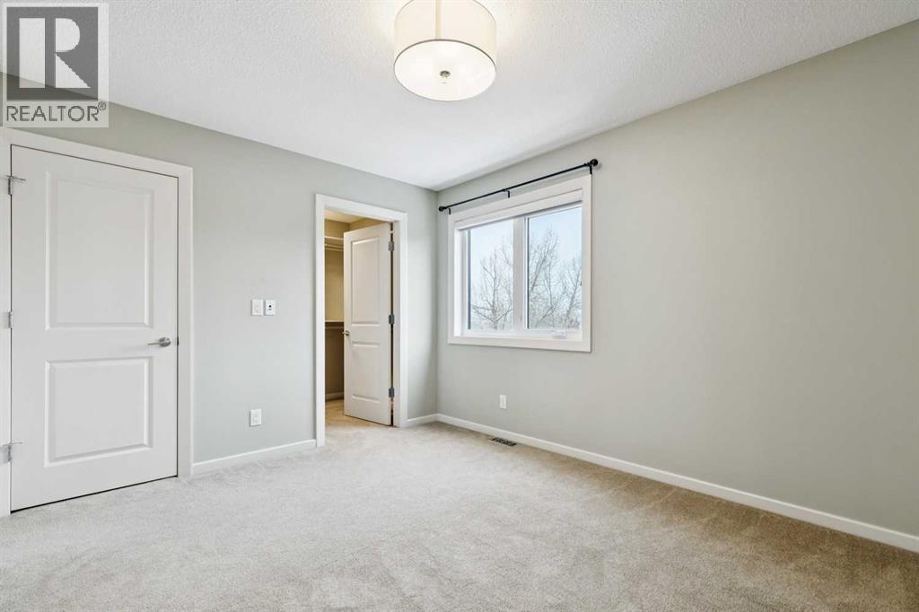 Single Family House for Sale in  Valley Ridge Manor NW Valley Ridge Calgary 