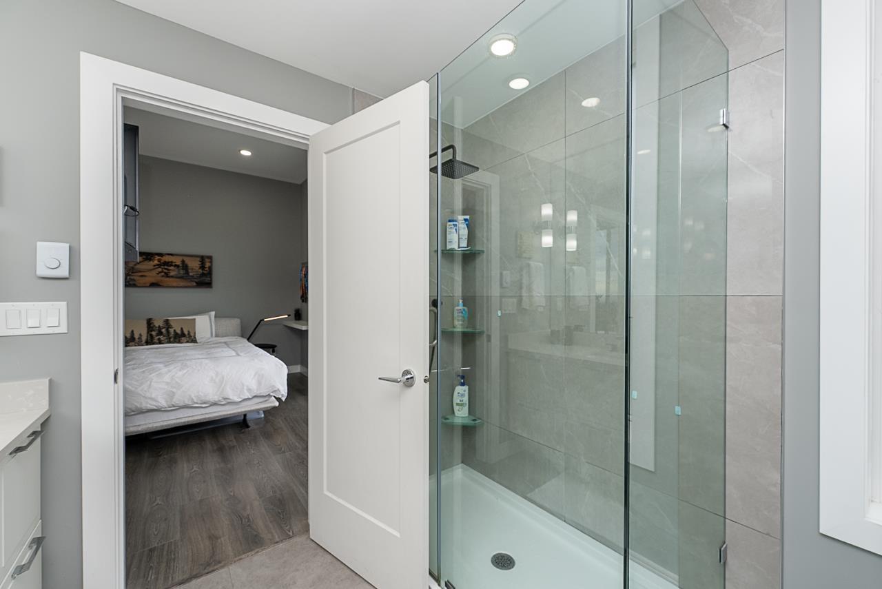 #602-11501 84 Avenue, Delta