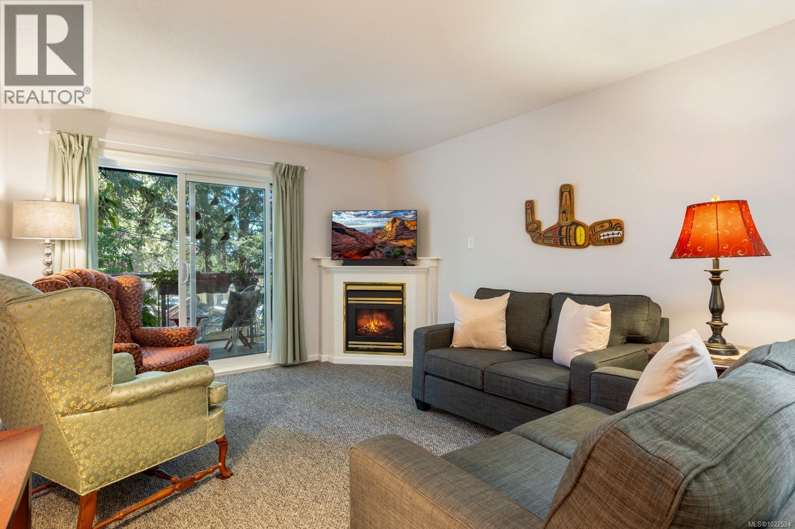 206 1970 Comox Ave, Comox