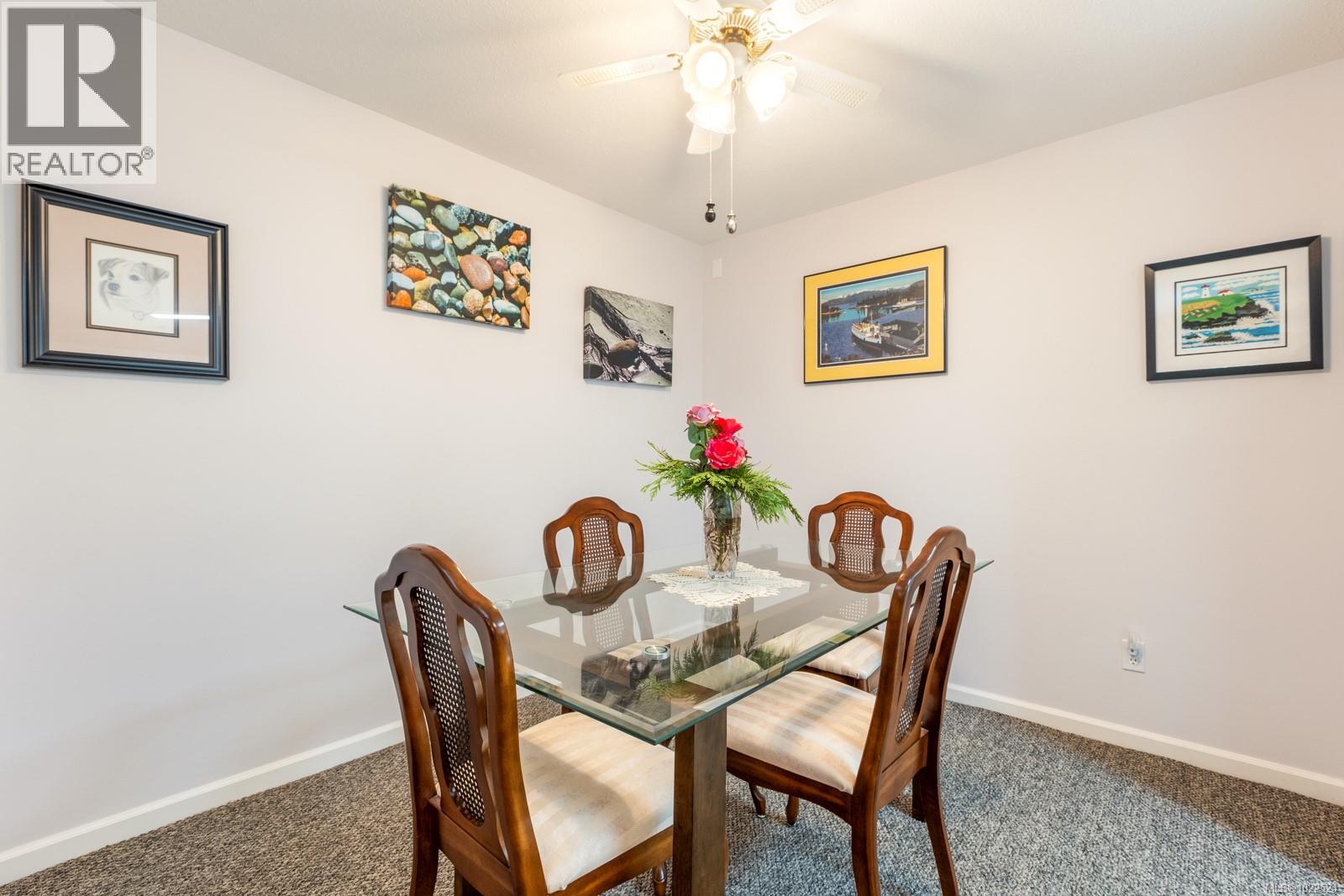 206 1970 Comox Ave, Comox