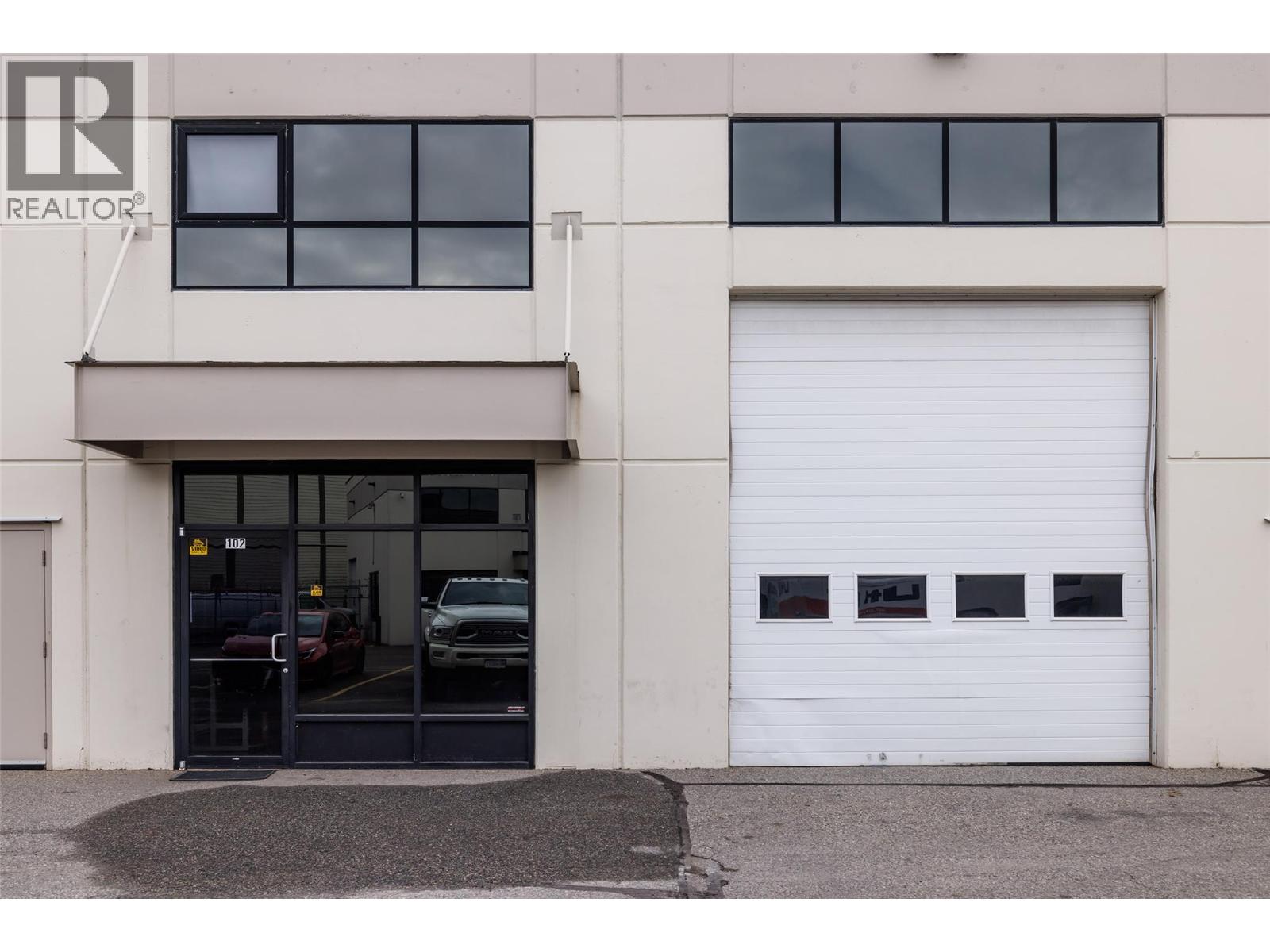 #102-460 Naeve Court, Kelowna