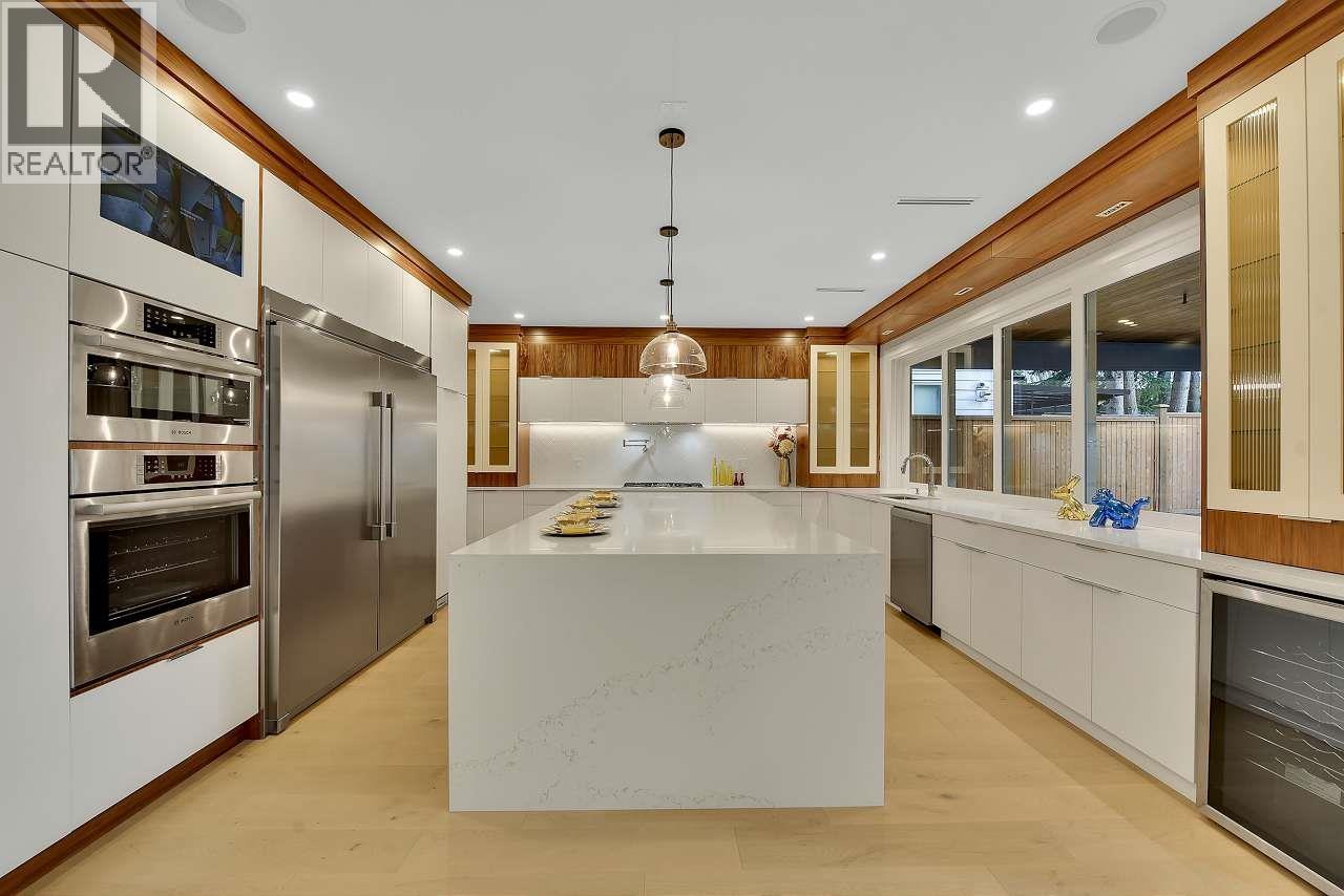 5712 16A AVENUE, Tsawwassen