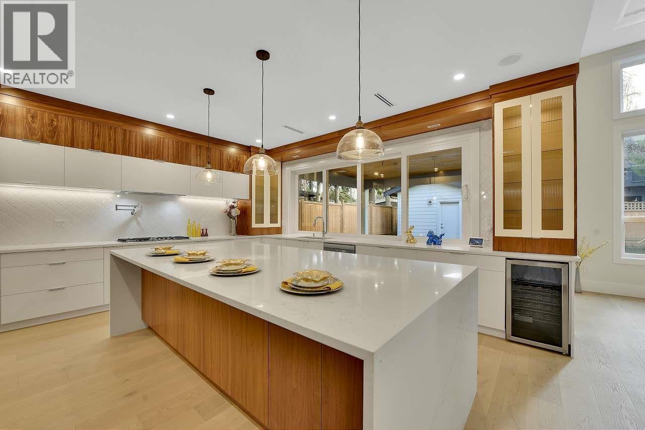 5712 16A AVENUE, Tsawwassen