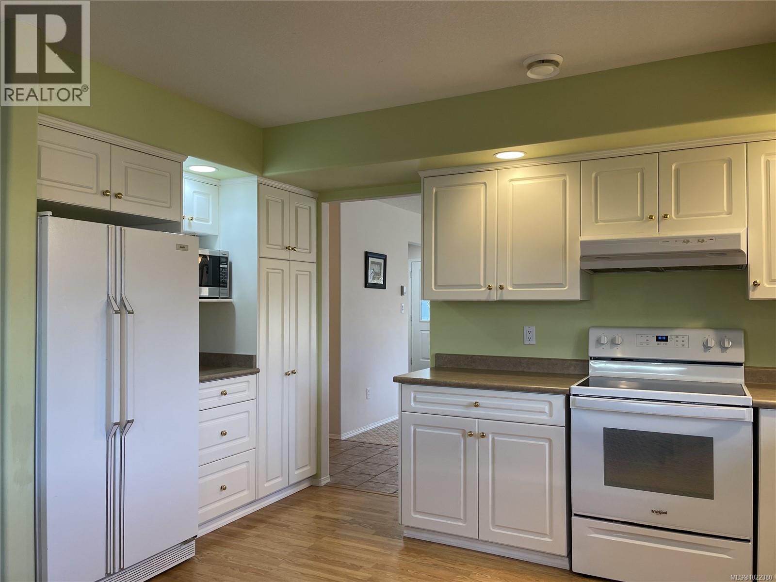 15 3535 Burde St, Port Alberni