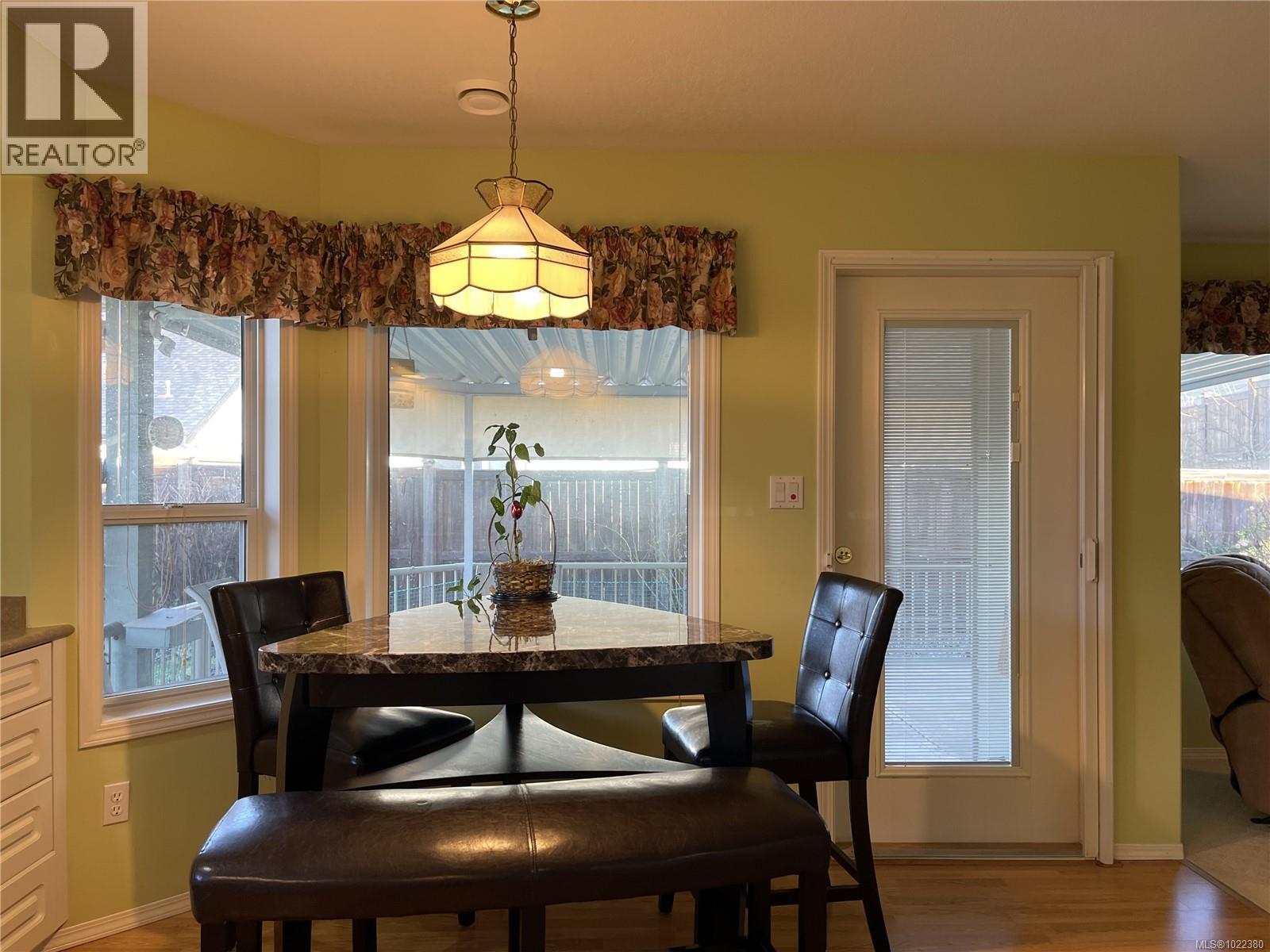 15 3535 Burde St, Port Alberni