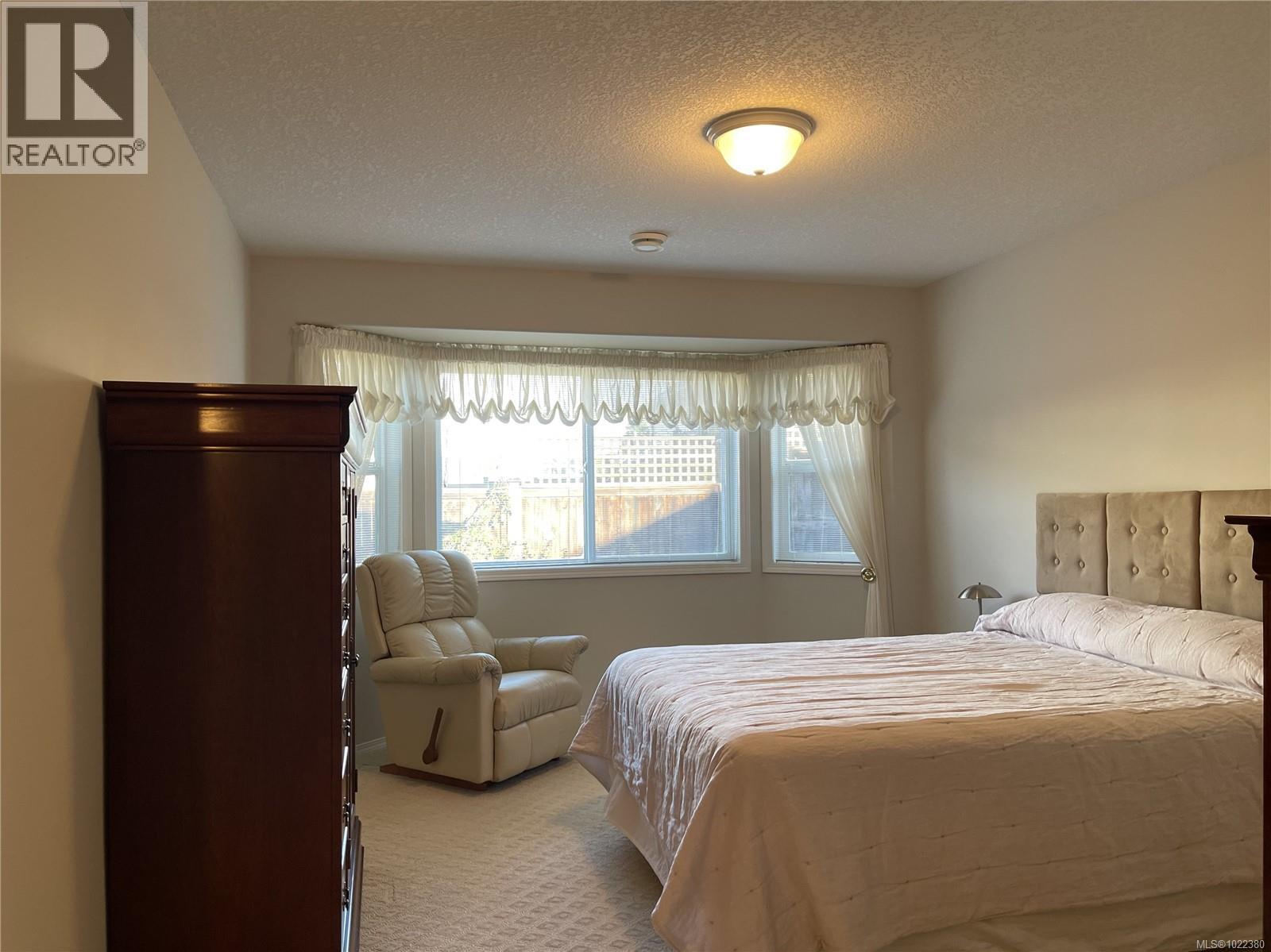 15 3535 Burde St, Port Alberni