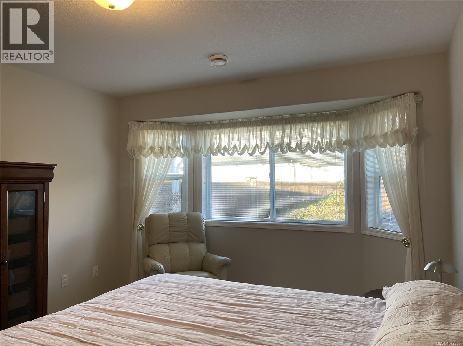 15 3535 Burde St, Port Alberni