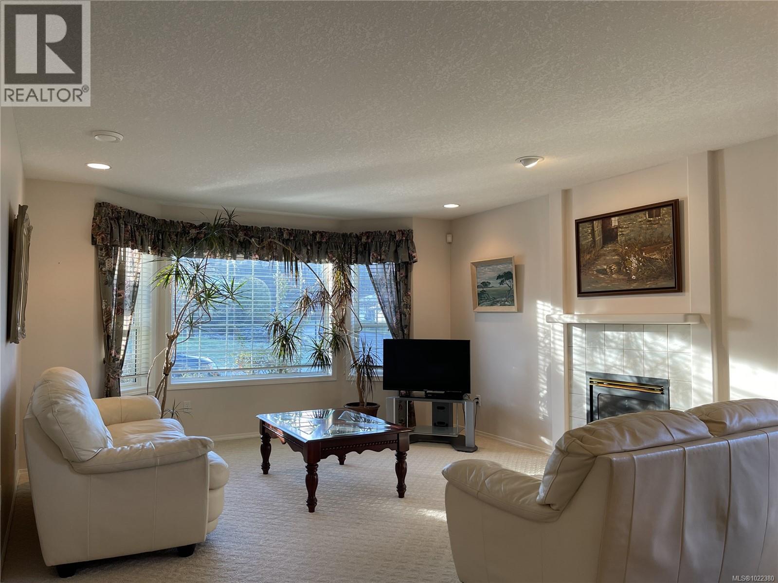 15 3535 Burde St, Port Alberni