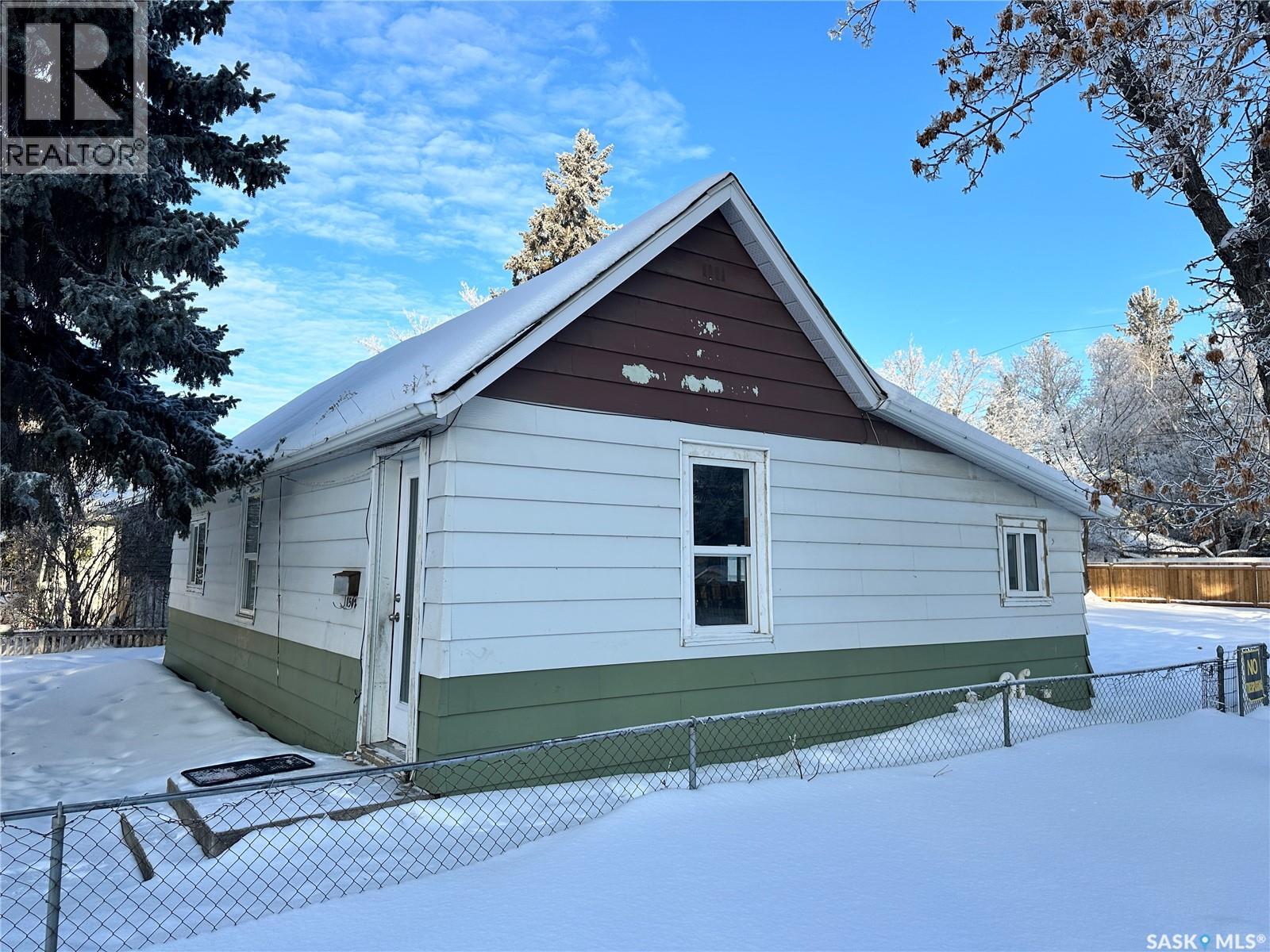 Single Family House Bungalow for Sale in  F AVENUE N Saskatoon 