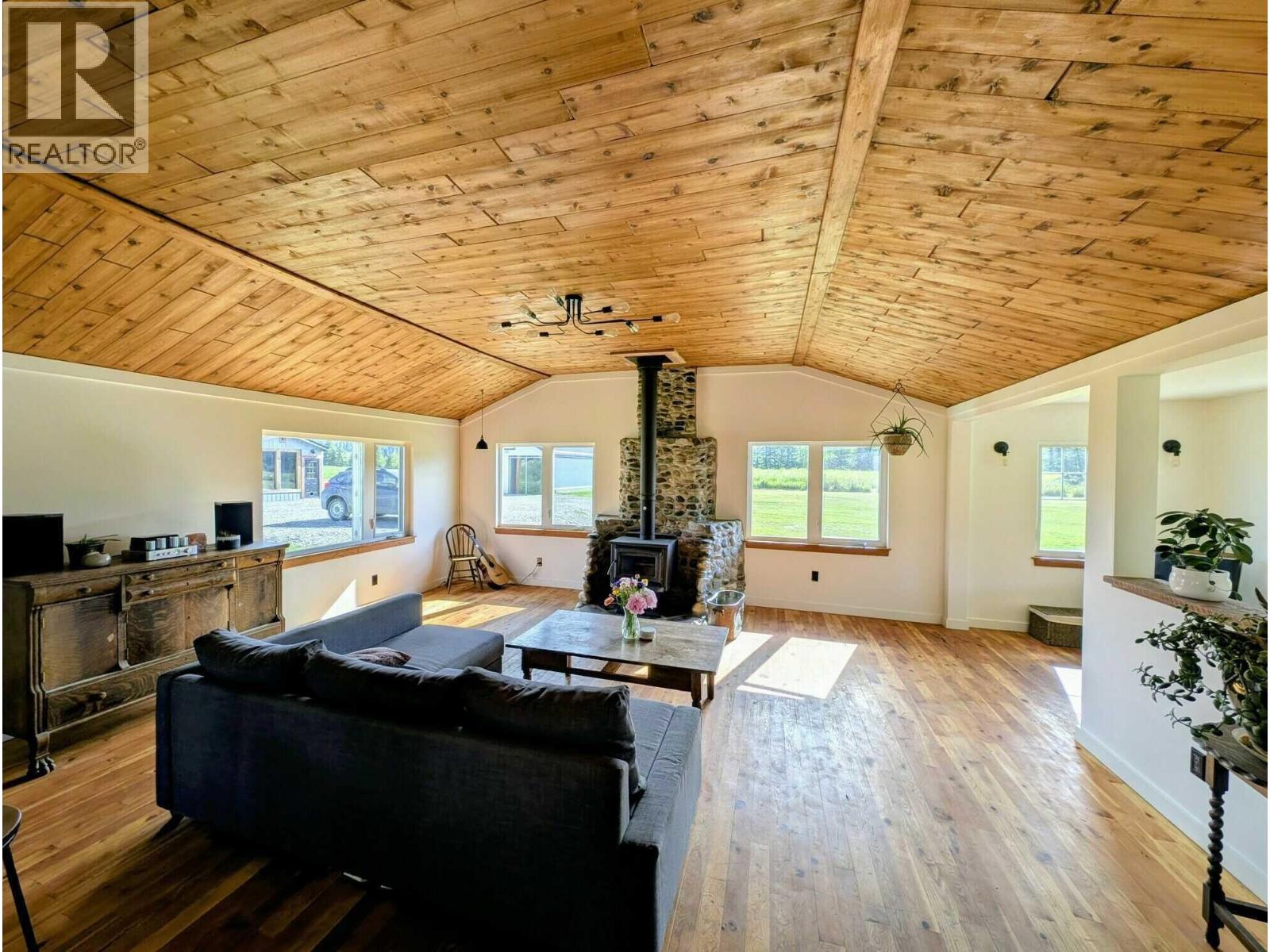 9811 MARGUERITE FERRY WEST NO 2 ROAD, Quesnel