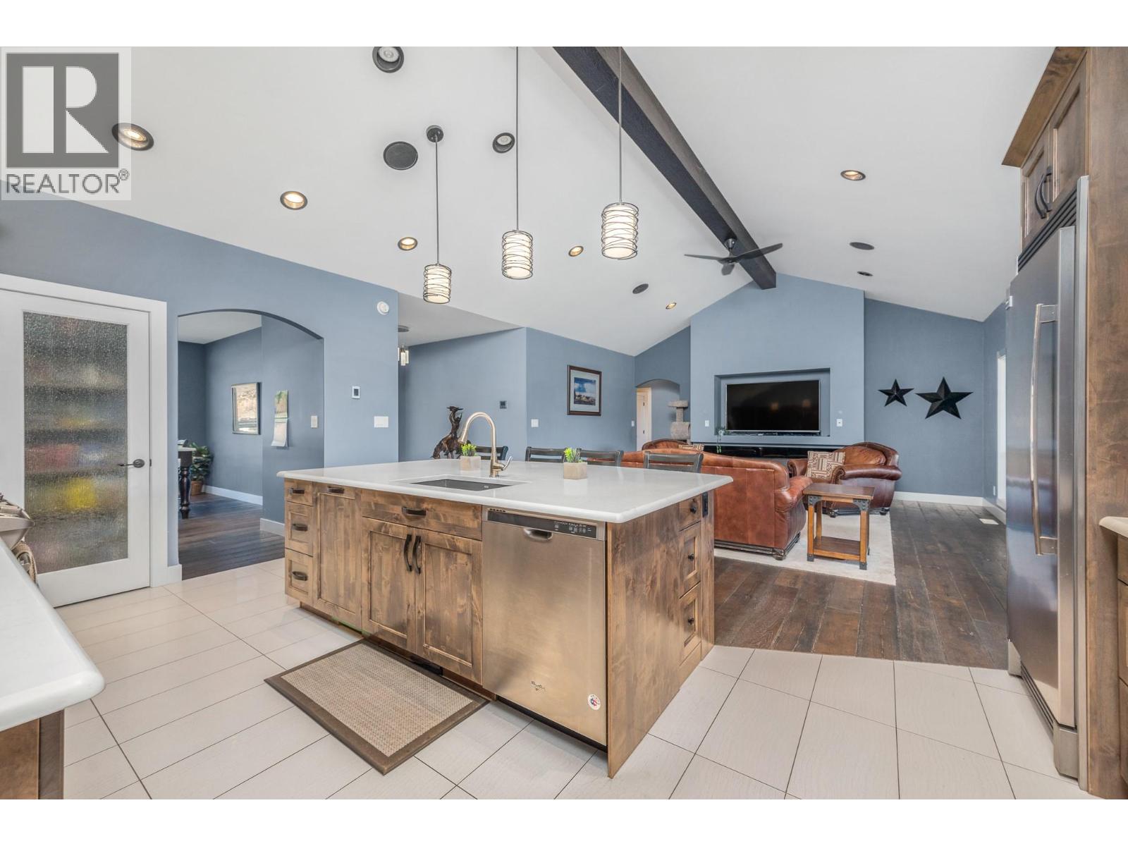  1050 Mallory Road, Enderby