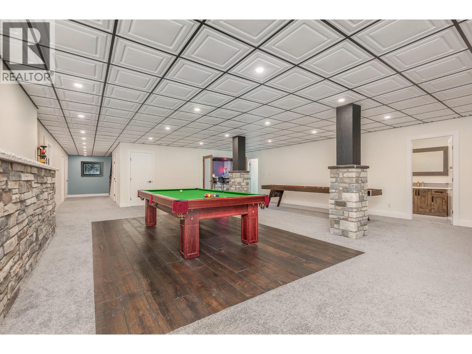  1050 Mallory Road, Enderby