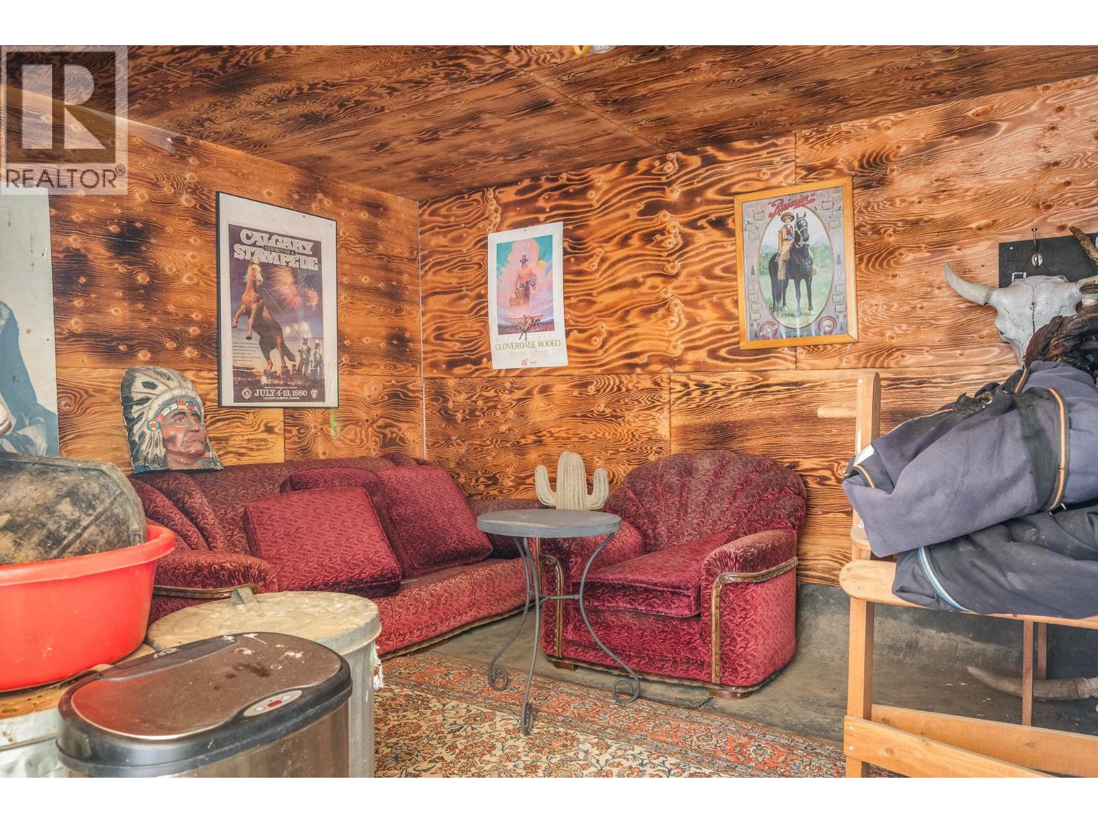  1050 Mallory Road, Enderby