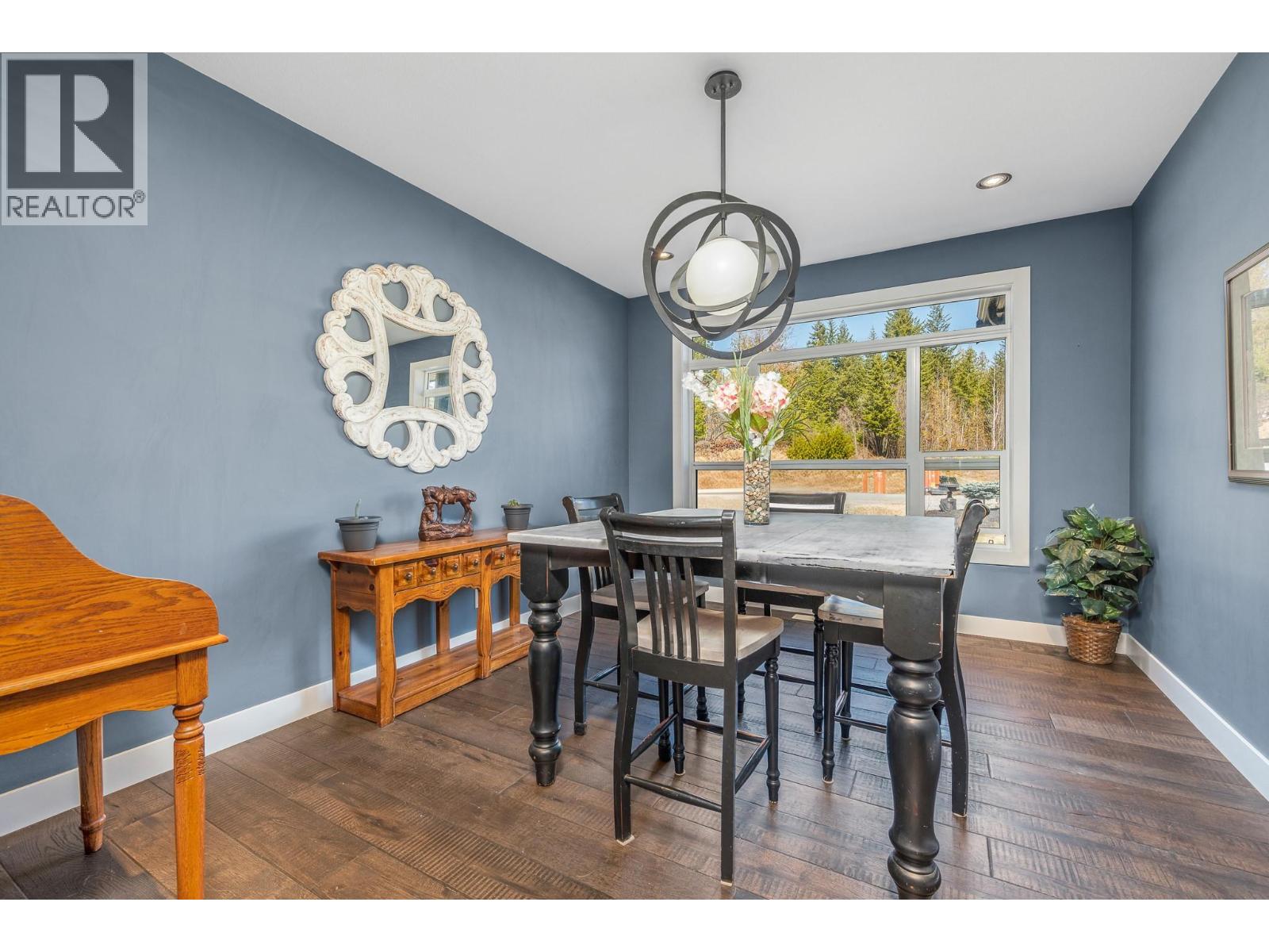  1050 Mallory Road, Enderby