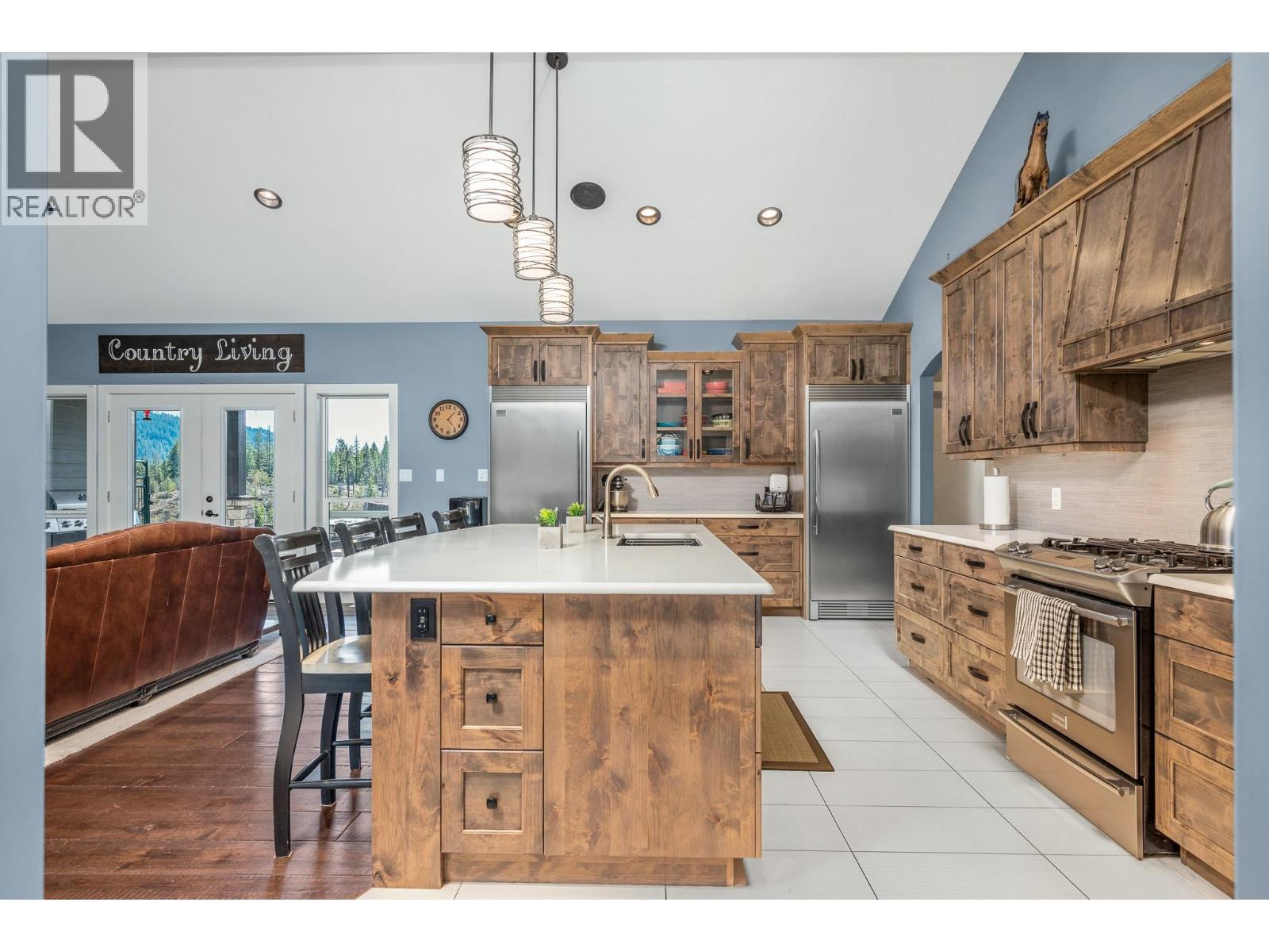  1050 Mallory Road, Enderby