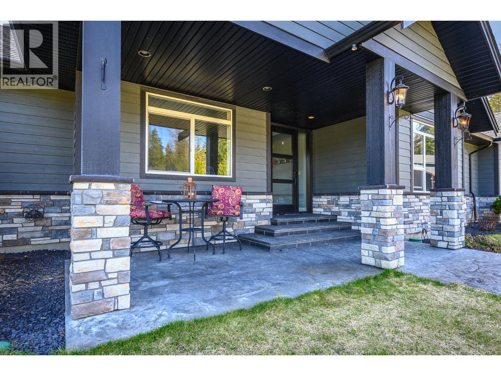  1050 Mallory Road, Enderby
