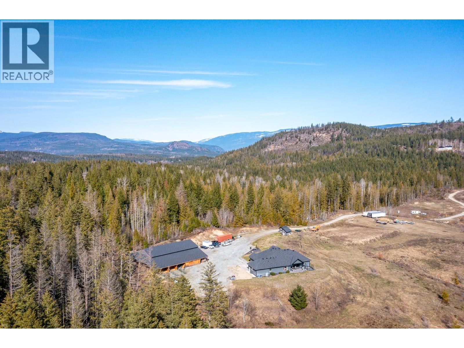  1050 Mallory Road, Enderby