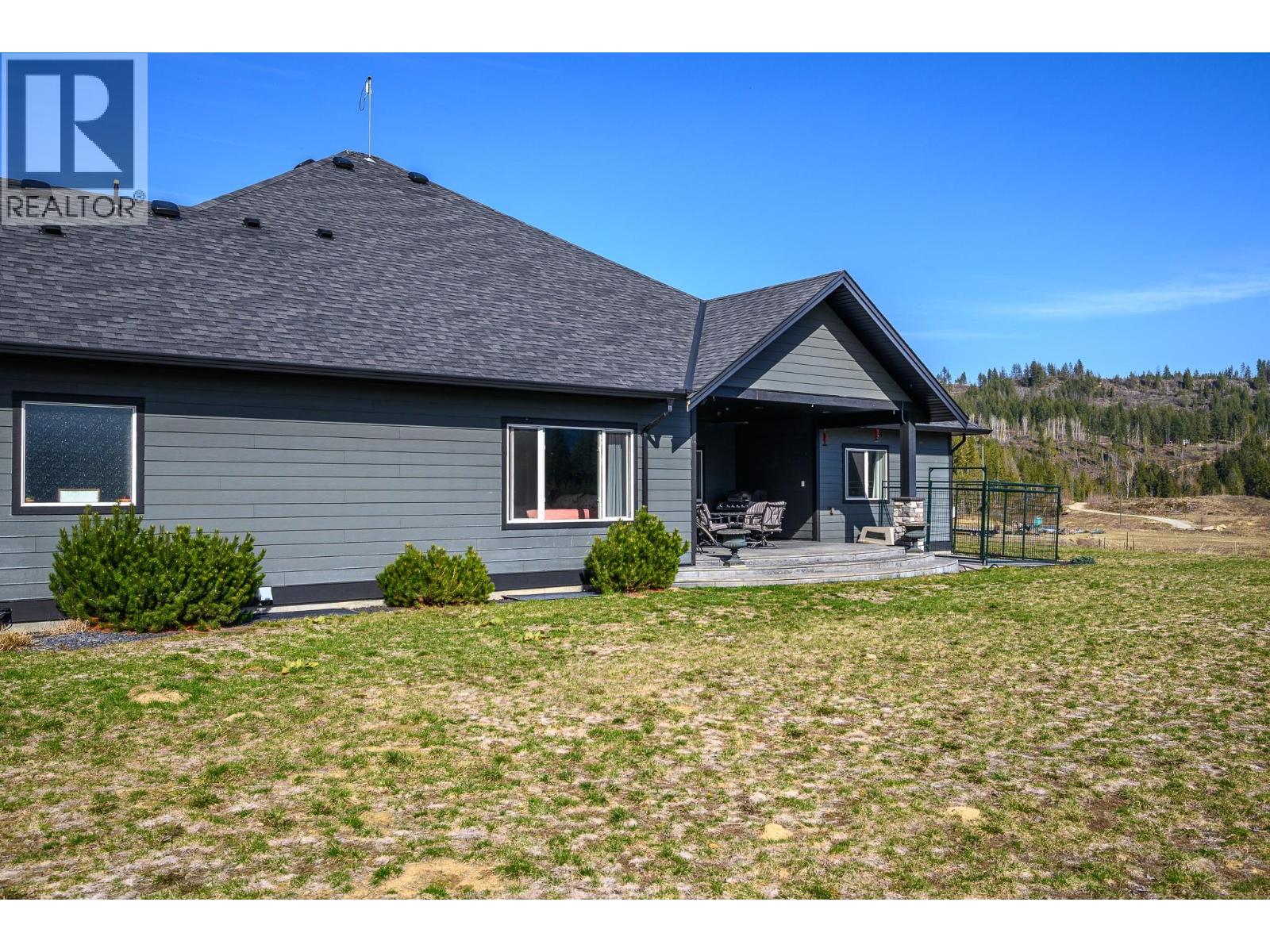  1050 Mallory Road, Enderby