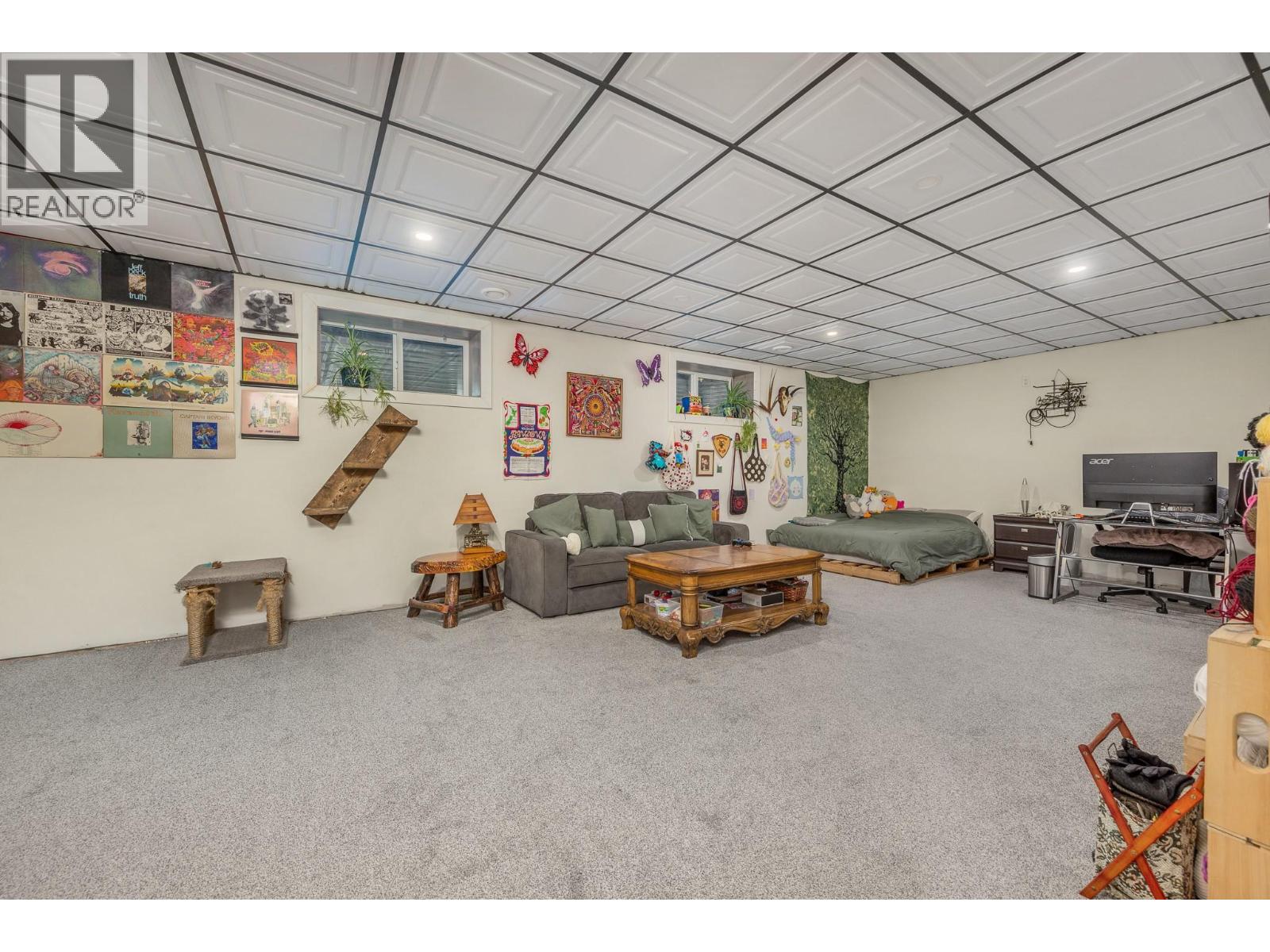  1050 Mallory Road, Enderby