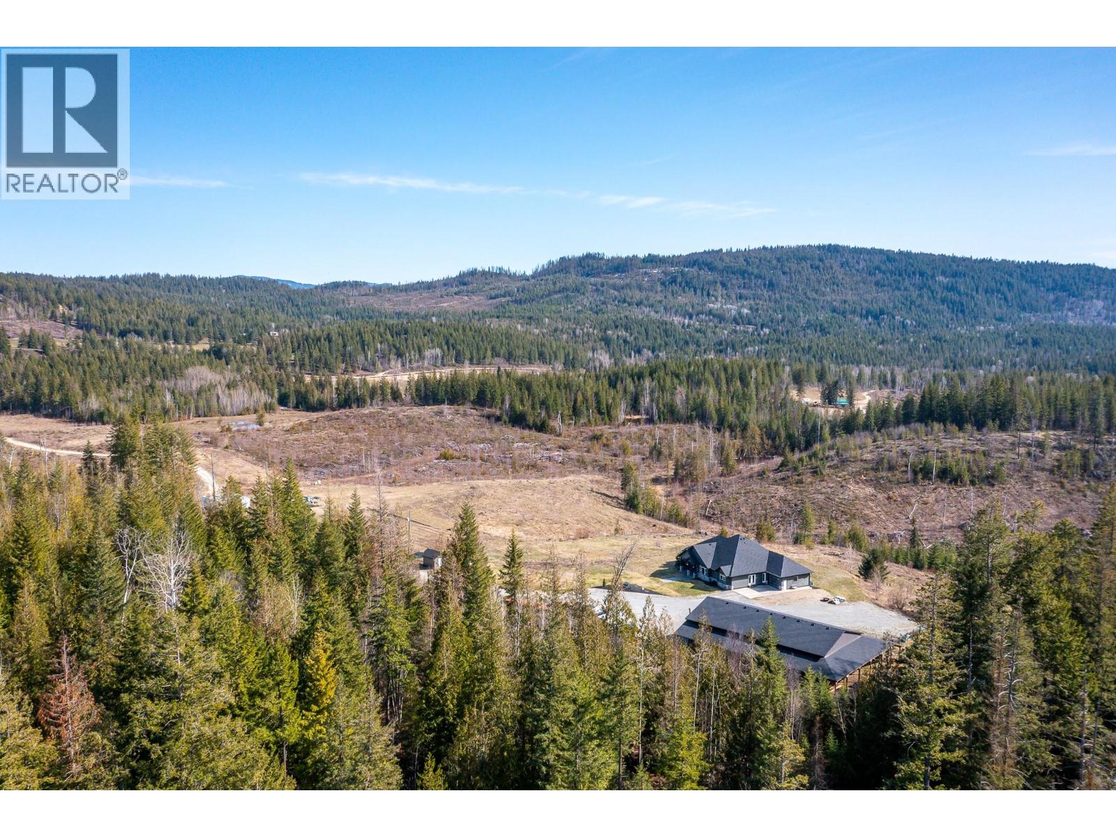  1050 Mallory Road, Enderby