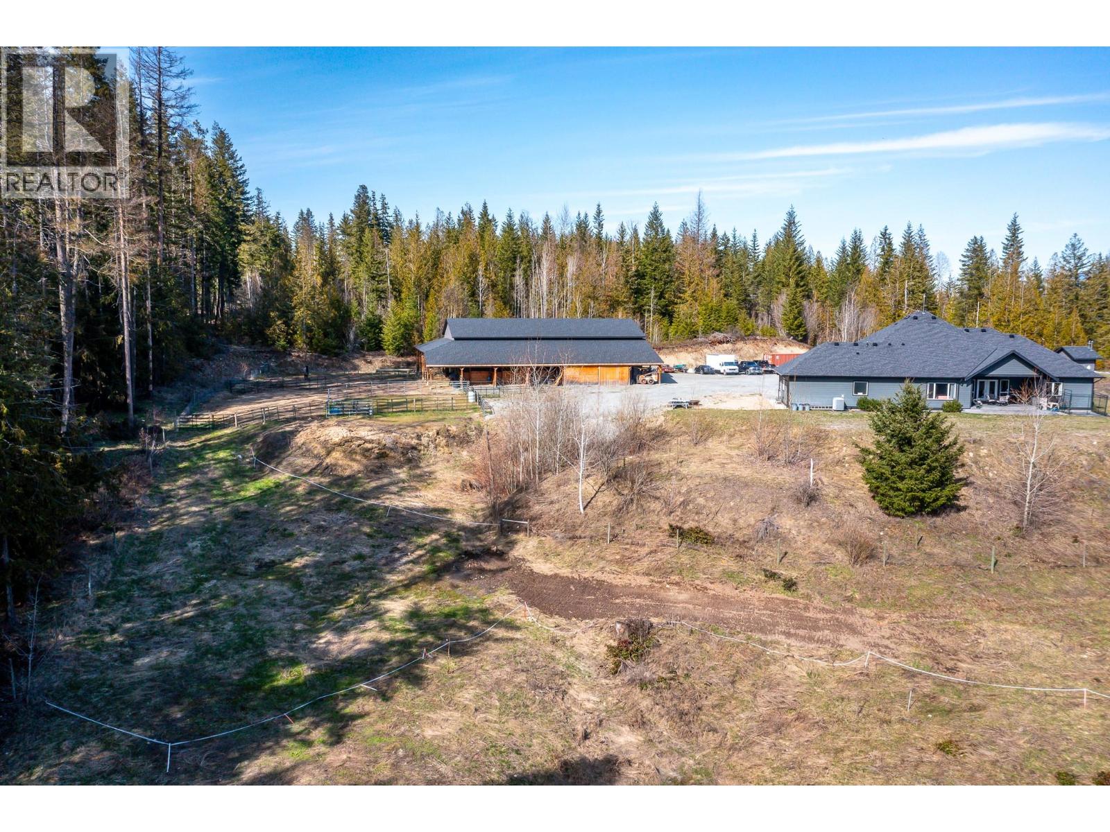  1050 Mallory Road, Enderby