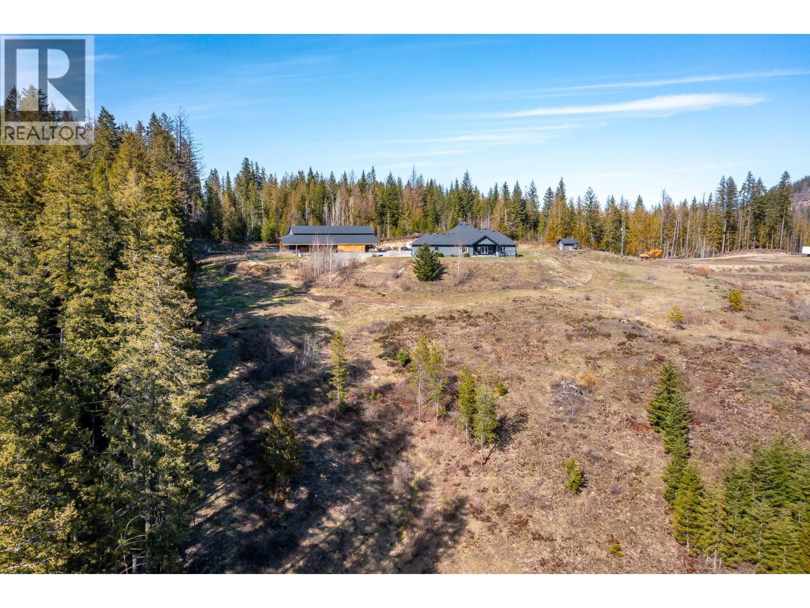  1050 Mallory Road, Enderby