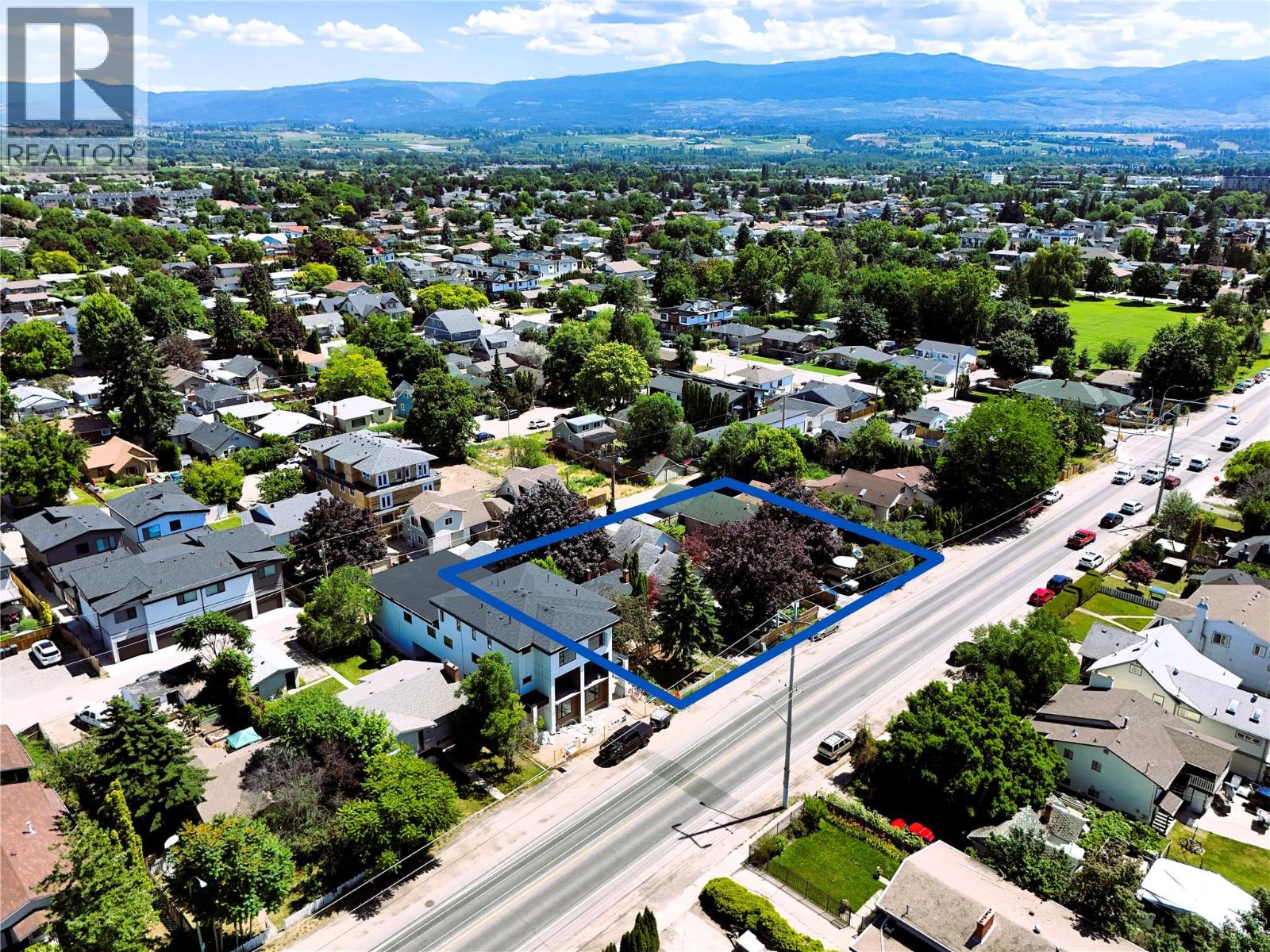 2243 Richter Street, Kelowna