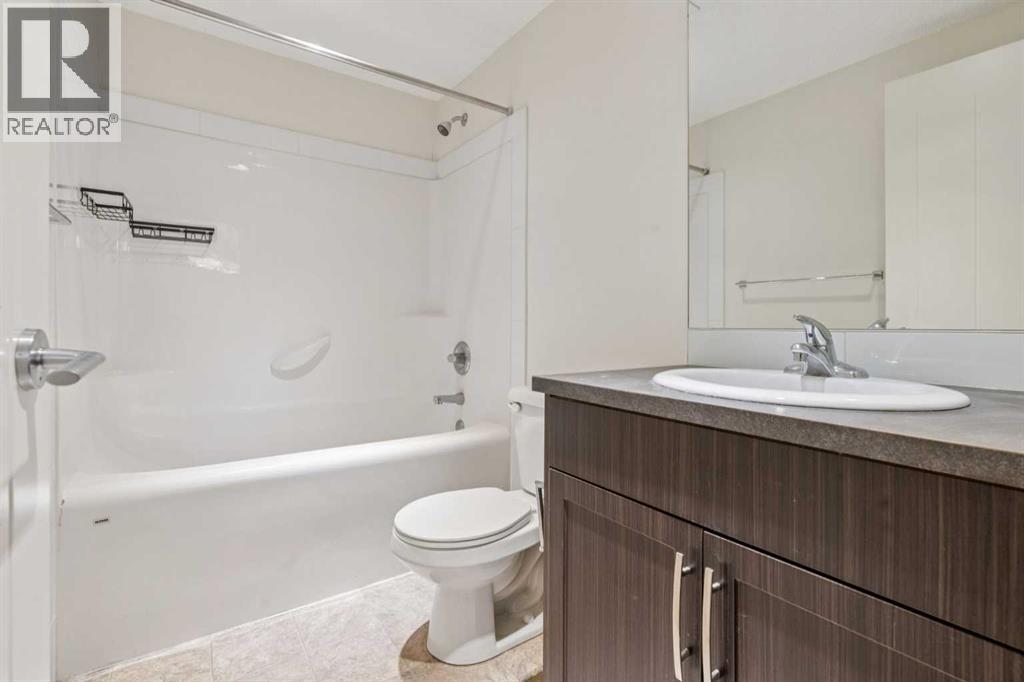 101 Sunset Drive, Cochrane