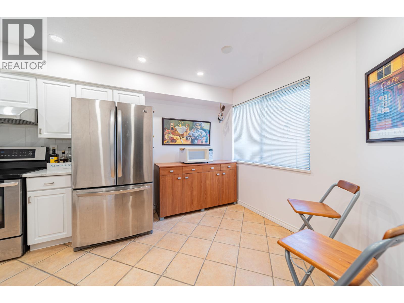 House in Richmond - Image 11