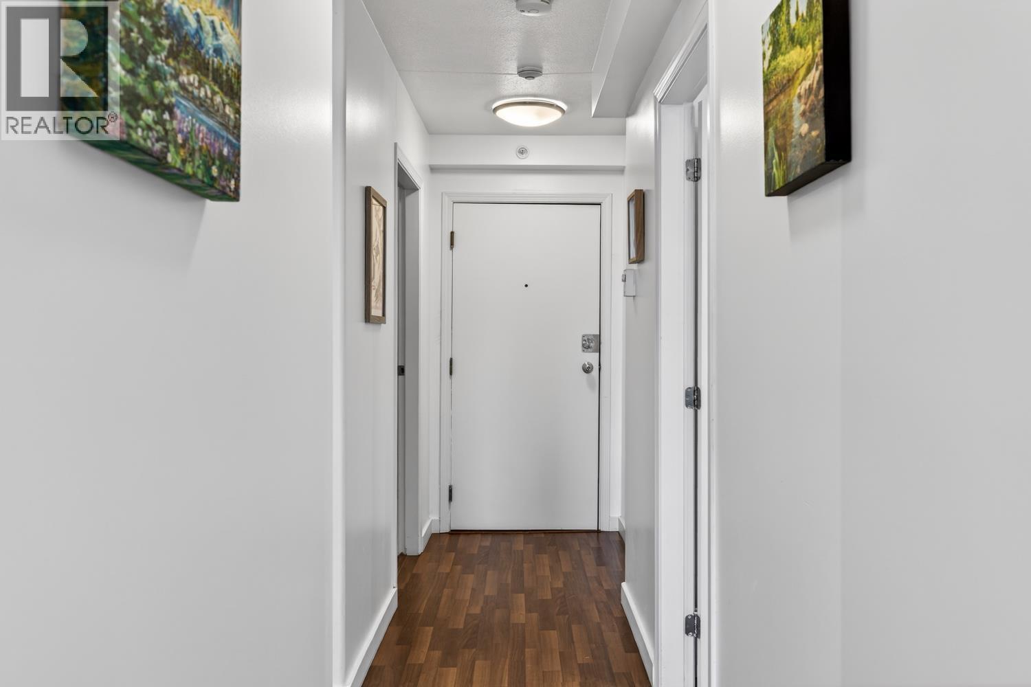 401 509 CARNARVON STREET, New Westminster