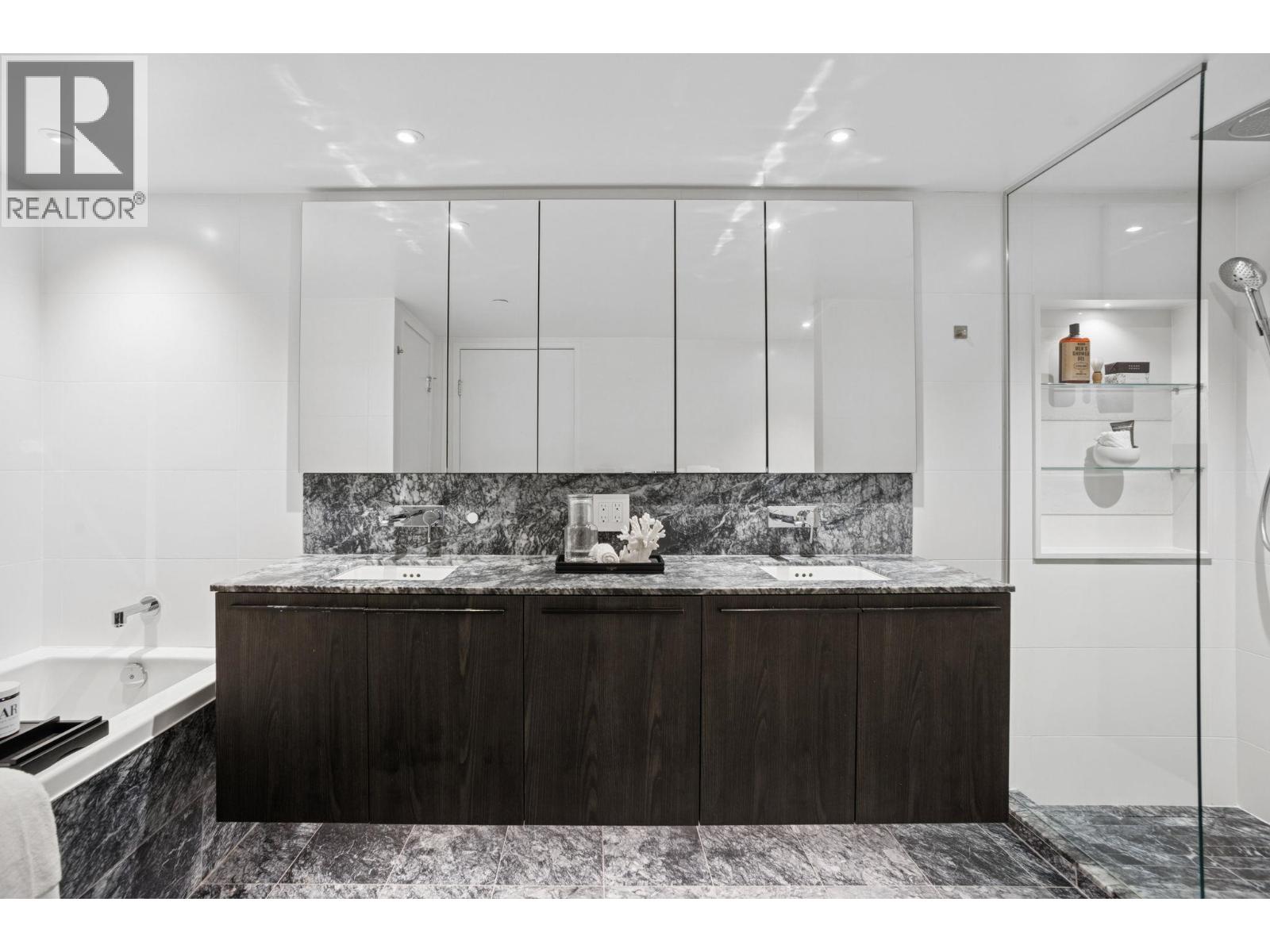 3306 1111 RICHARDS STREET, Vancouver