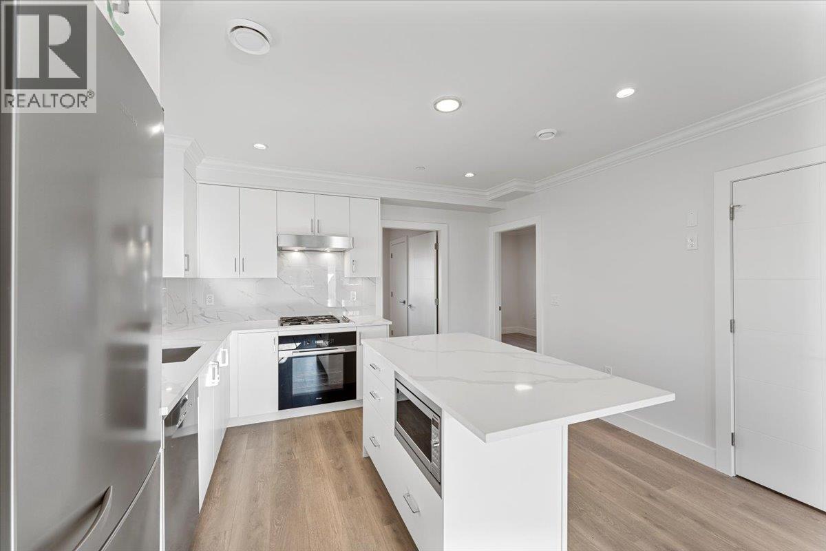 2227 W 16TH AVENUE, Vancouver