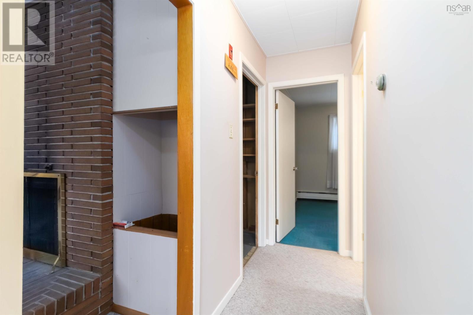 Property 32 of 44 of 71 Woodward Crescent