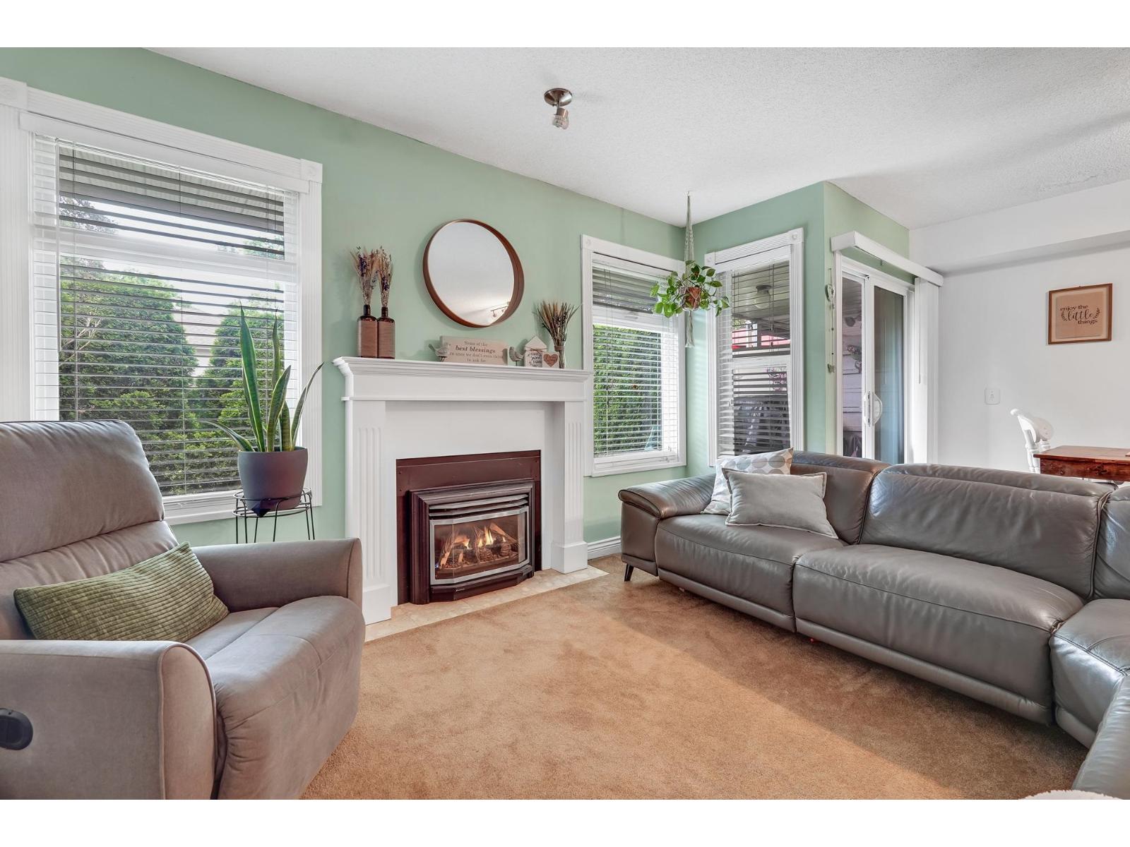 102 9045 WALNUT GROVE DRIVE, Langley