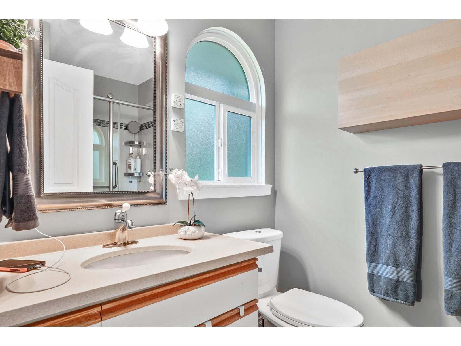 102 9045 WALNUT GROVE DRIVE, Langley