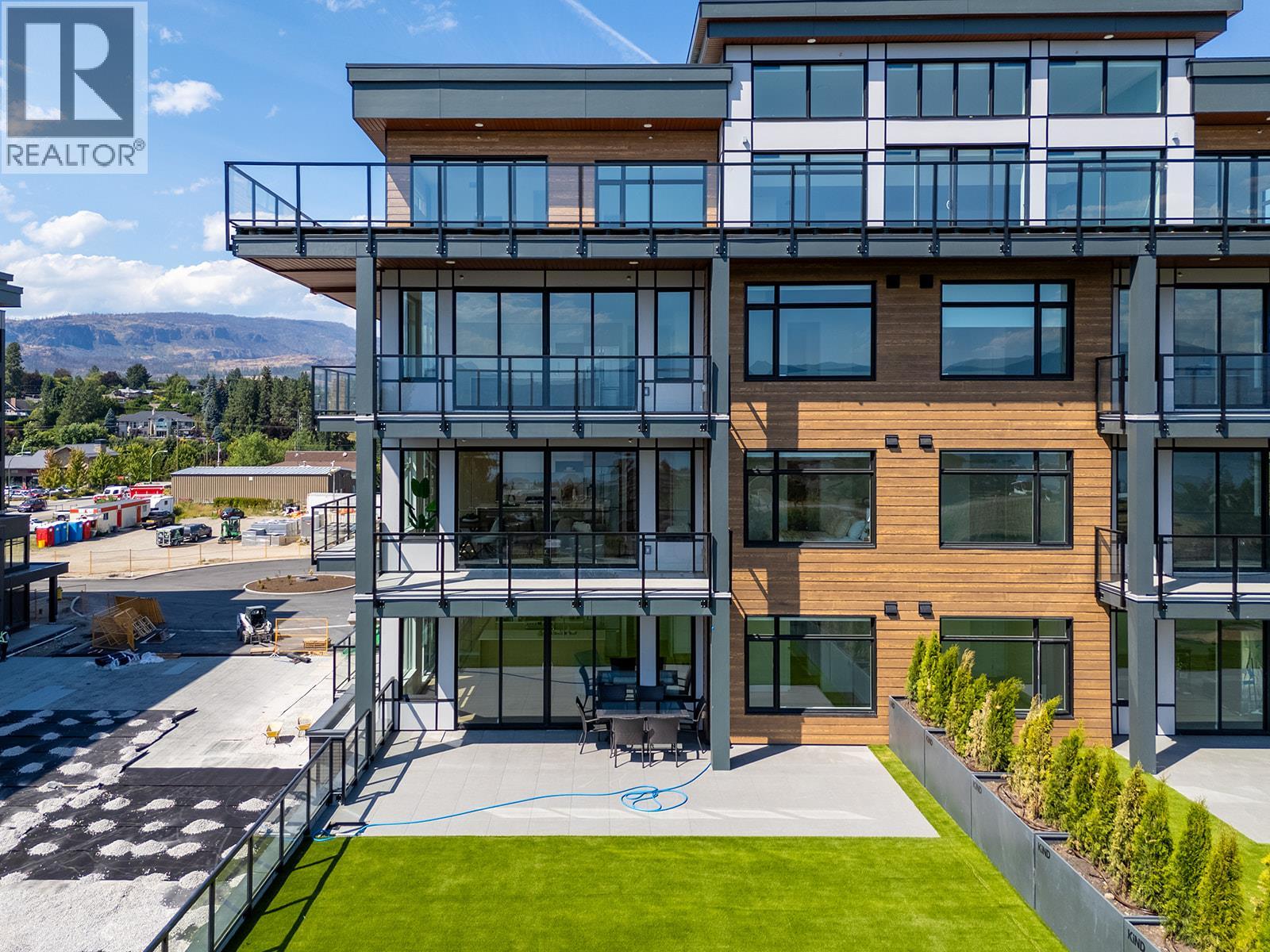 404 2780 Olalla Road, West Kelowna