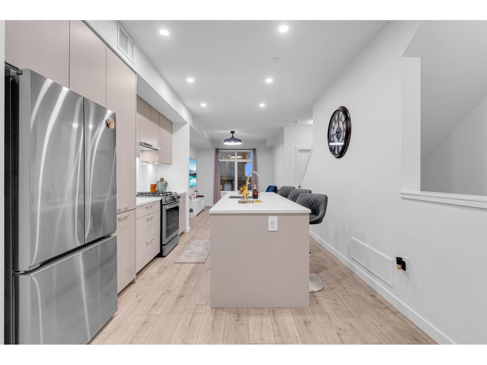 226 6951 204 STREET, Langley