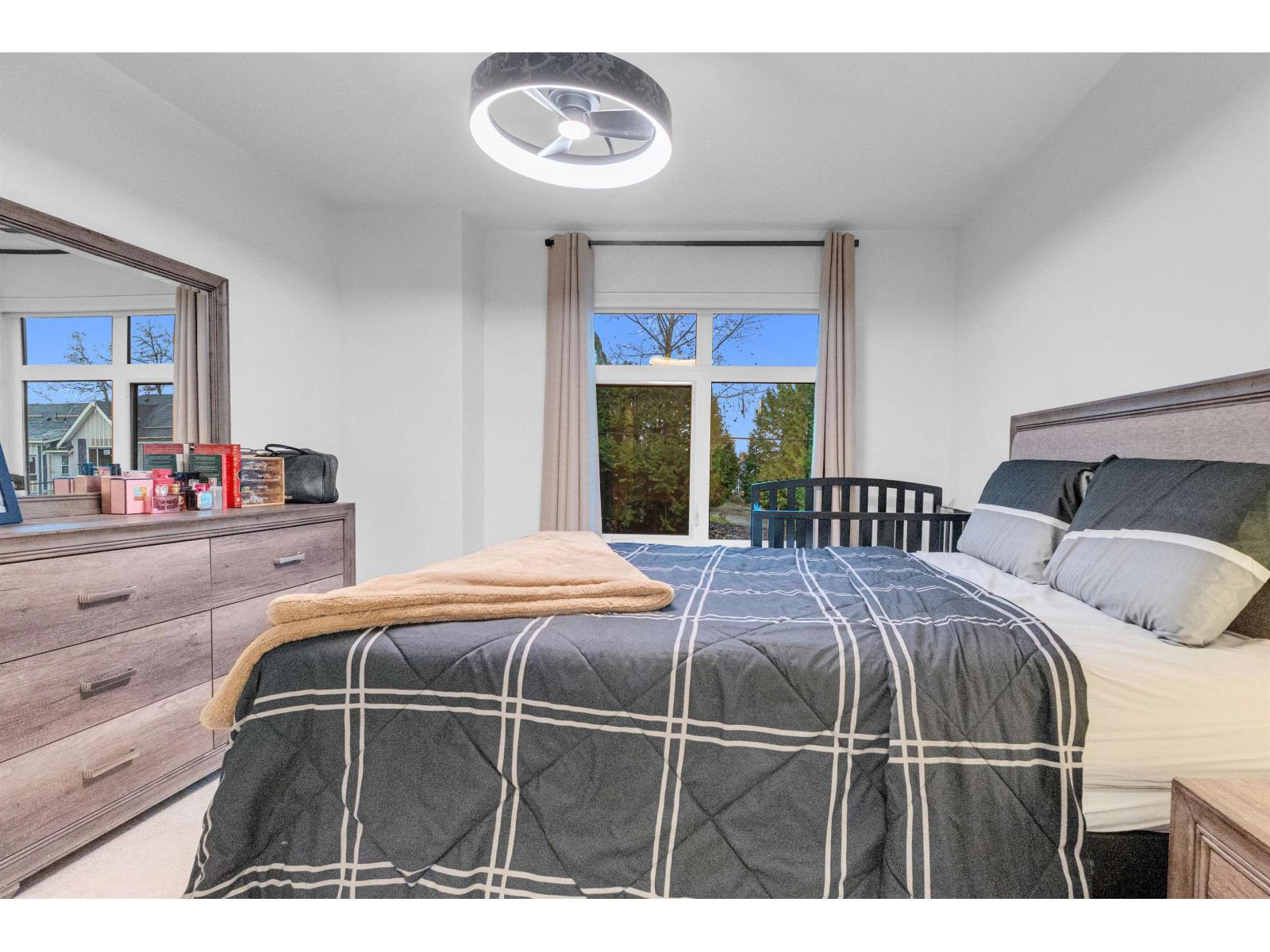 226 6951 204 STREET, Langley